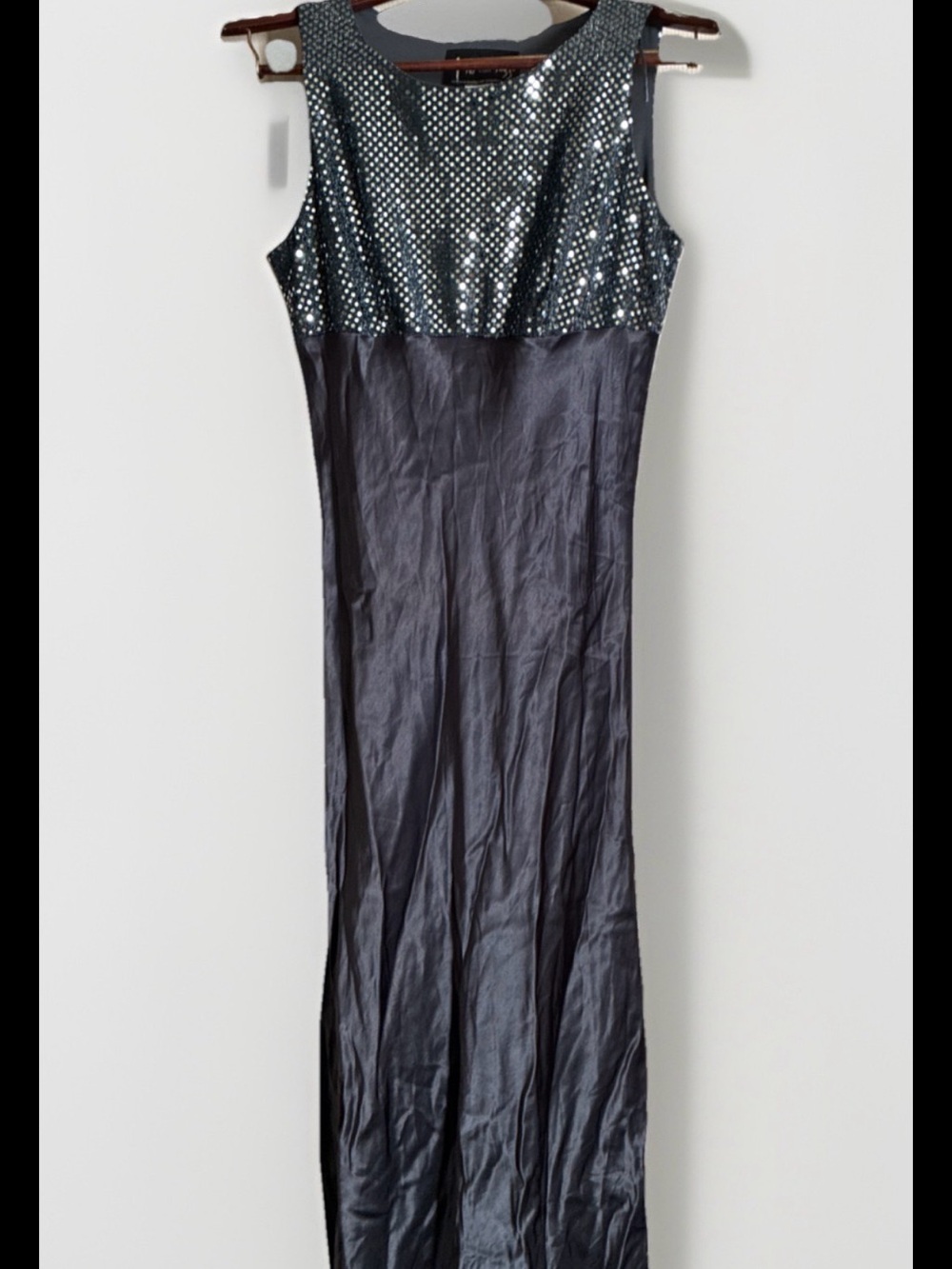 90’s VNTG All That Jazz Sleeveless Satin Sequin Bodice Maxi Dress Gray Sz 9/10